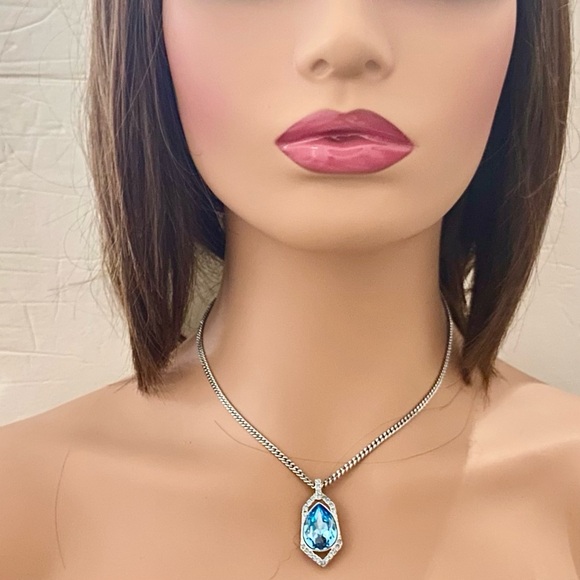 Vintage Givenchy Blue Crystals-Silver 18-inch Pendant Necklace - Picture 5 of 10